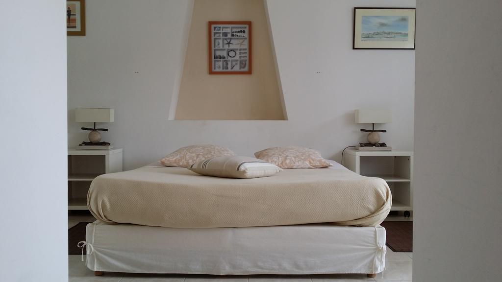 Appartements Couleurs De Mer Cancale Room photo